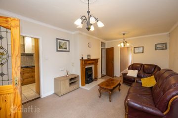 7 Monastery Park, Clondalkin, Dublin 22, D22AW60 — photo 3