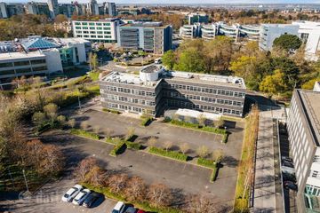 Icon Building, South County Business Park, D18 F851, Leopardstown, Dublin 18 — photo 2