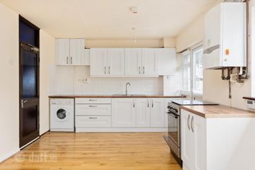 64 Arthur Griffith Park, Lucan, Co. Dublin, K78YW94 — photo 2