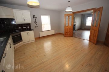 9 Orchard Close, Manorcunningham, Co. Donegal — photo 3
