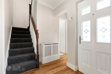 13 Stradbrook Grove, Blackrock, Monkstown, Co. Dublin, A94T2W0 — photo 3