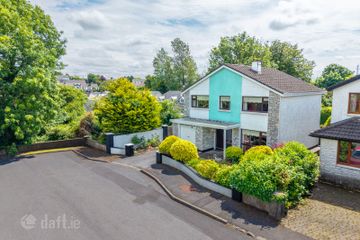Saint Martins, 20 Rathbawn Drive, Castlebar, Co. Mayo, F23D459 — photo 2