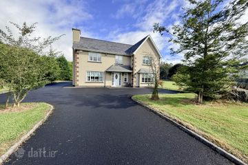 Amber Rise, Coolnagarrahy, Kilcummin, Killarney, Co. Kerry, V93D7A4 — photo 3