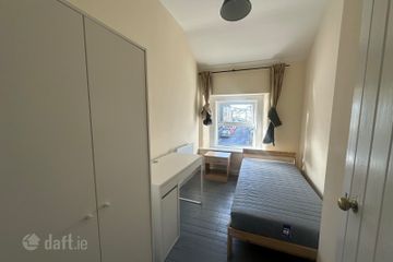 24 Saint Brendan'S Avenue, Woodquay, Woodquay, Co. Galway — photo 3