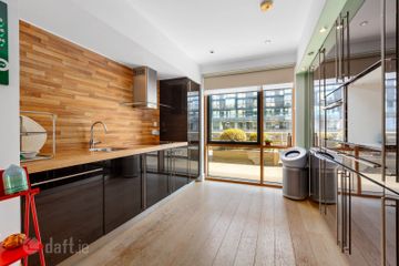 Apartment 106, The Edges 3, Sandyford, Dublin 18, D18FX99 — photo 2