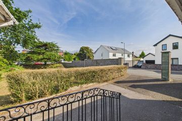 Tír Conaill, Boreenmanna Road, Ballintemple, Co. Cork, T12R6WP — photo 2