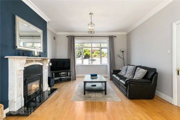 1 Glenview, Kilgarron Hill, Enniskerry, Co. Wicklow, A98F727 — photo 3