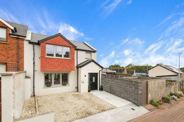 72a Saint Peter'S Terrace, Howth, Dublin 13, D13VCF1 — photo 2