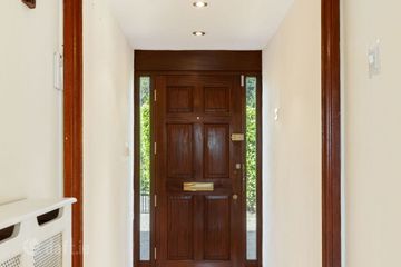 4 Clonkeen Lawn, Clonkeen Road, Deansgrange, Blackrock, Co. Dublin, A94C7V0 — photo 2