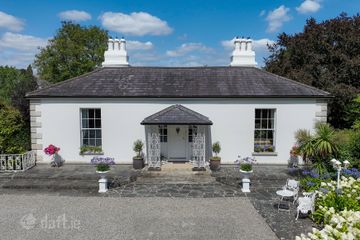 Glenair House and Gate Lodge, Priory Road, Delgany, Co. Wicklow, A63RX52 — photo 2