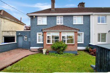 23 Ard Na Mara, Salthill, Co. Galway, H91W5CD — photo 2