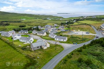 1 Glenbay Cottages, Glencolmcille, Co. Donegal, F94X2C1 — photo 2