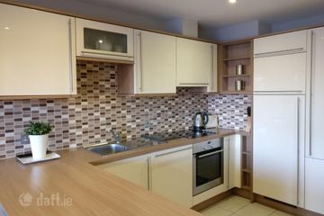 Luxury Two Bed 2 Bath Apartment, Semple Mill, Parkavara, Galway City Centre, Co. Galway — photo 3