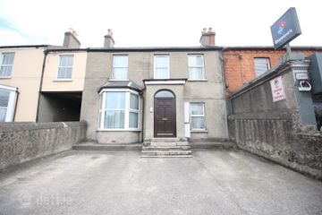 Apartment 4, 3 Roseville Terrace, Dundrum Road, Windy Arbour, Dublin 14