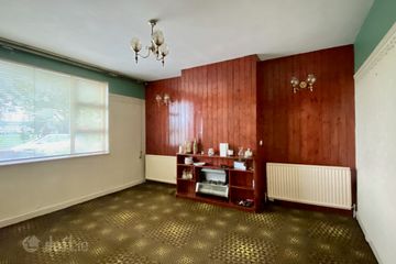 28 Somerville Avenue, Dublin 12, Walkinstown, Dublin 12, D12X3VH — photo 3