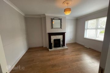 18 Croke Gardens, Thurles, Co. Tipperary, E41A9Y8 — photo 3