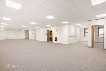 Part 3rd Floor Front, Newmount House, Lower Mount Street, Dublin 2, Dublin 2, Co. Dublin — photo 3