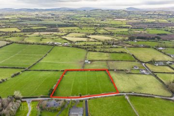Lands of 2.11 hectare at Mullacash, Naas, Co. Kildare — photo 2