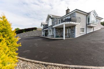 1 Castlecourt, Brickhill East, Cratloe, Cratloe, Co. Clare, V95EA00 — photo 2