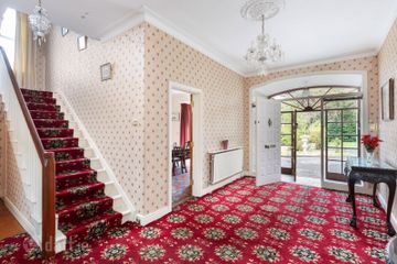 Bel Air, Westminster Road, Foxrock, Dublin 18, D18R7R9 — photo 2