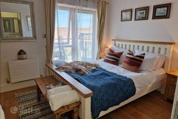 The Moorings, Portobello Harbour, Dublin 8, Portobello, Dublin 8 — photo 2
