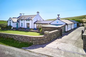 The School House, Corbally, Kilkee, Co. Clare, V15 Y920 — photo 3