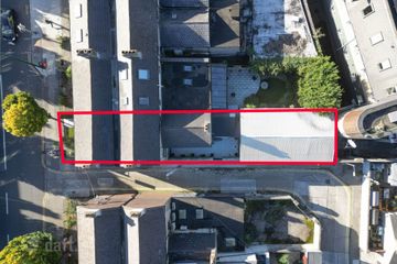 With Site/Commercial Unit To Rear, 14 Grand Canal Street Upper, Ballsbridge, Dublin 4, Co. Dublin, D04K1W8 — photo 2