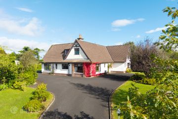 Hillcrest, Quignalegan, Ballina, Co. Mayo, F26EK52 — photo 2