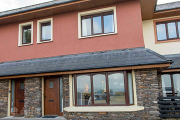 4 Tralee Bay Holiday Village, Aughacasla South, Co. Kerry, V92YX02 — photo 2