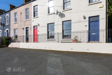 2 The Villas, Glenbrook, Glenbrook, Co. Cork, T12F97E — photo 2