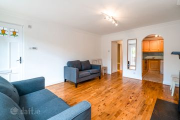 Apartment, The Sweepstakes, Ballsbridge Park, Ballsbridge, Dublin 4 — photo 2