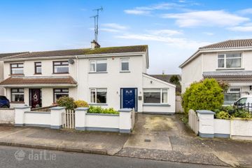 6 Holly Park, Bay Estate, Dundalk, Co. Louth, A91A9N7 — photo 2