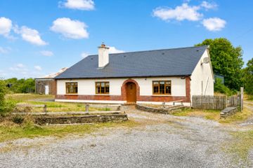 Tinamuck West, Moate, Clara, Co. Offaly, N37HY84 — photo 2