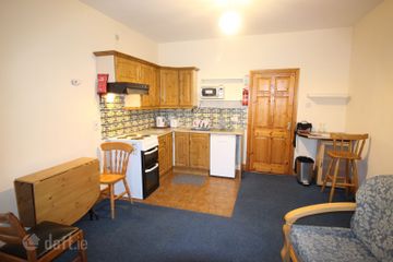Apartment 4, 3 Roseville Terrace, Dundrum Road, Windy Arbour, Dublin 14 — photo 3