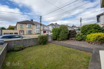 26 Belvedere Lawn, Douglas Road, Cork, T12KX7K — photo 3