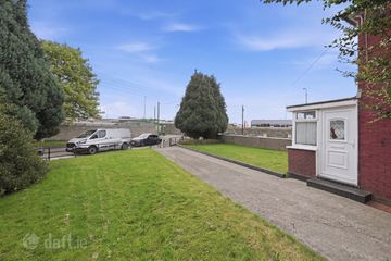 455 Casement Road, Finglas, Dublin 11 — photo 2