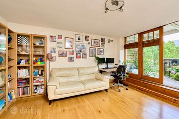 58 Woodbrook Crescent, Castleknock, Dublin 15, Co. Dublin, D15PP63 — photo 3