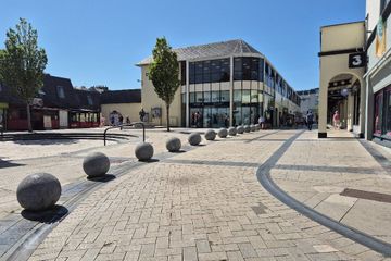 6 Abbey Court, The Square, Tralee, Co. Kerry — photo 3
