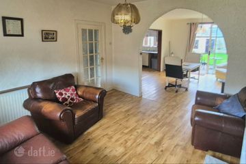 148 Ardbeg Park, Artane, Dublin 5, D05K3H1 — photo 2