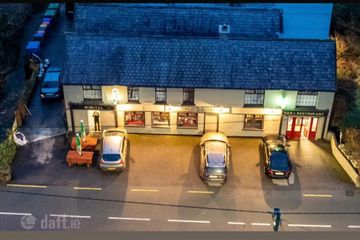 The Ring Lyne Bar, Chapeltown, Valentia Island, Co. Kerry, V23HY79 — photo 2