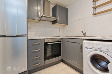 Apartment 27a, Emmet House, Emmet Court, Inchicore, Dublin 8, D08C7H7 — photo 3
