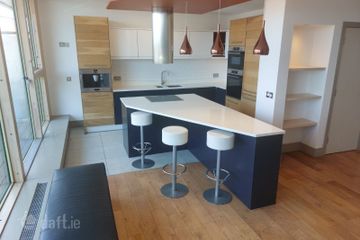 Castle Way Apartments, Golden Lane, Dublin 8 , Dublin 8