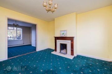 4 Meadow Avenue, Churchtown, Dublin 16, D16R891 — photo 2