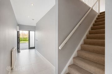 1 Shanganagh Drive, Dublin 18, Shankill, Dublin 18, D18TW40 — photo 3