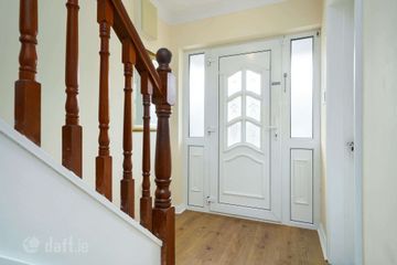 31 Earlsfort Lane, Lucan, Co. Dublin — photo 2