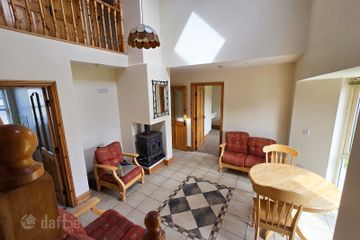 28 Cluain Uilinn, Spanish Point Road, Miltown Malbay, Co. Clare, V95FK79 — photo 3