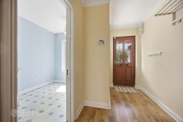 16 Summerville, Clontarf, Dublin 3, D03R8F8 — photo 3