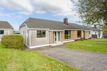 14 Manor Grove, Thornbury View, Rochestown, Co. Cork, T12T20X — photo 2