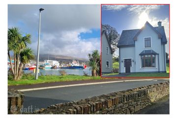 2 Cametringane, Castletownbere, Beara, Co. Cork, P75AX97