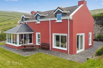 Skelligs Retreat, St Finians Bay, The Glen, Ballinskelligs, Co. Kerry, V23YV32 — photo 3
